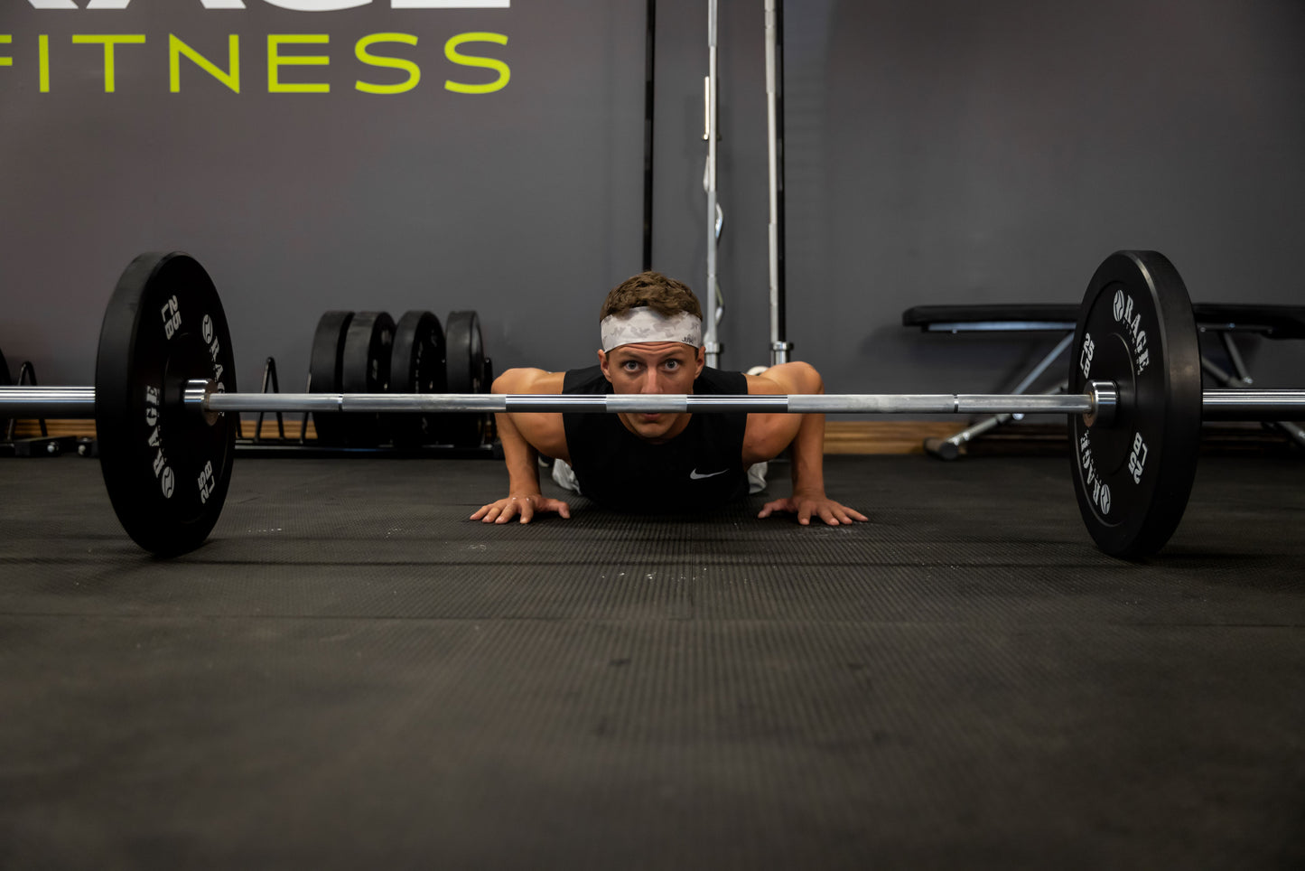 Invictus Bearing Barbell